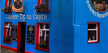Warm atmosphere in one of the best pubs in Dingle for live music