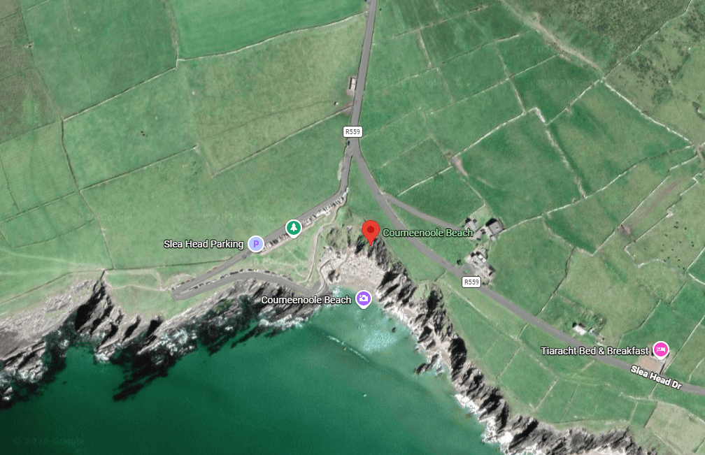 Satellite map showing Coumeenoole Beach, the surrounding fields, coastal cliffs, access road and Atlantic shoreline on Slea Head.